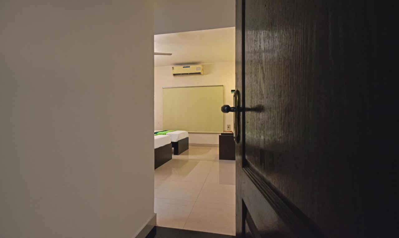 Treebo Samhaar Residency Thoraipakkam Hotel Csennai Kültér fotó